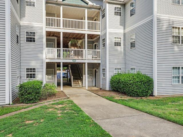 2000 University Woods Road 303