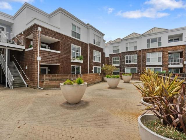 2001 Mcallister Street 112