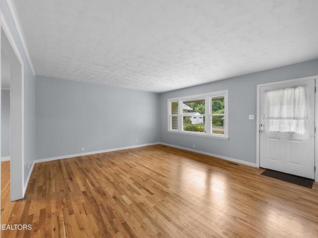 2001 Nandina Drive