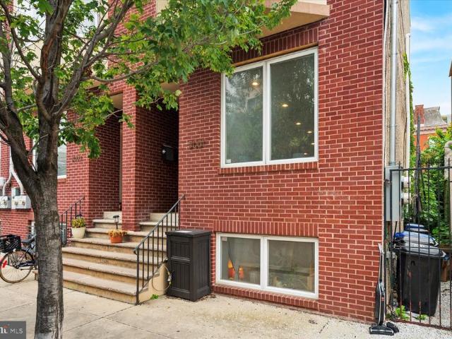 2001 Carpenter Street # B