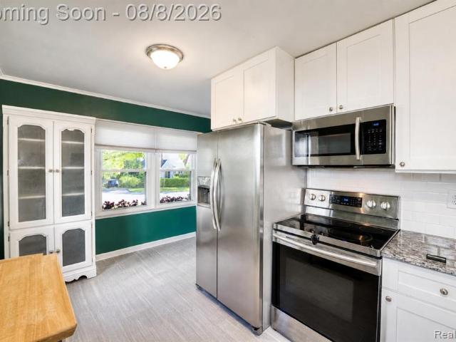 2001 Dexter Avenue