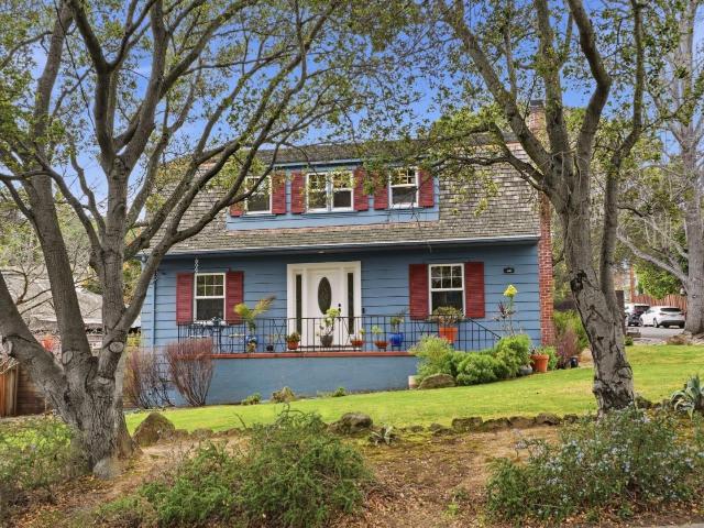 2001 Sharon Avenue