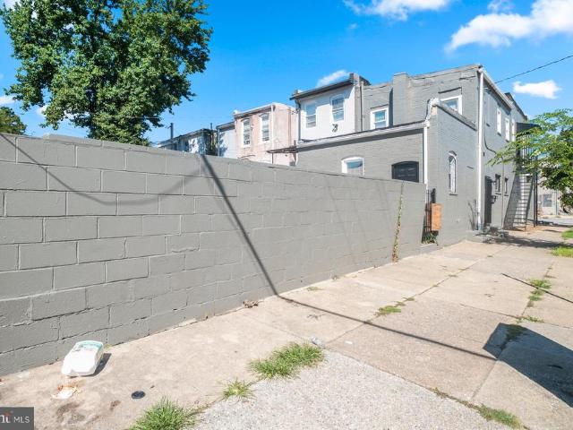 2001 Wilkens Avenue