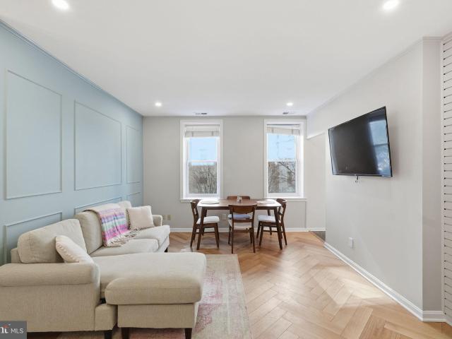 2001 16th St NW, Unit 202, Washington, DC 20009 | MLS #DCDC2245