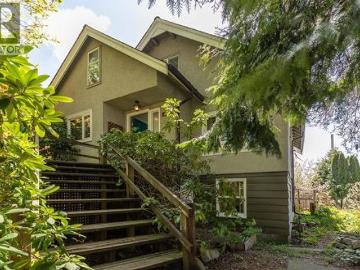 2002 E 13Th Avenue, Vancouver, BC, V5N 2C4 house for sale | Listing ID R3139 | Royal LePage