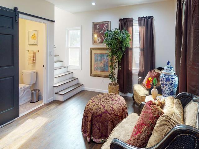 2002 Ridgemont Road, Gross Pointe Woods, US, MI