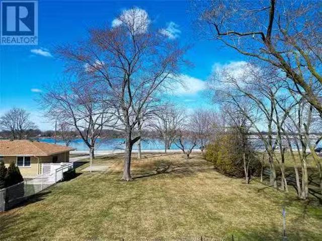 2002 St Clair Parkway, Sarnia, ON, N7T 7H5 vacant land for s.