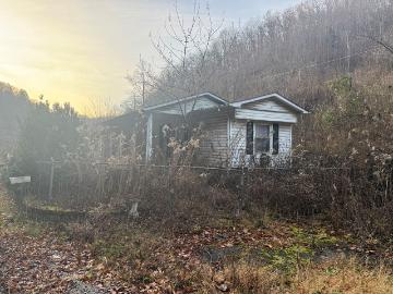 2003 Jacks Creek Rd