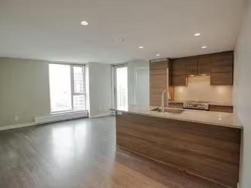 Greater Vancouver - Balcony, Gym