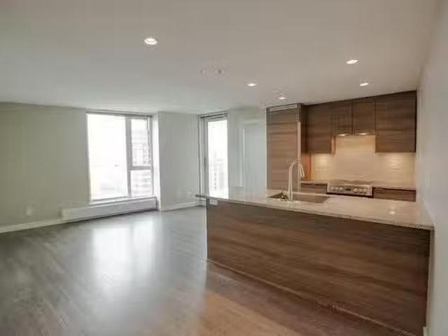 2003 489 Interurban Way, Vancouver, BC, V5X 0C7 Single Famil.
