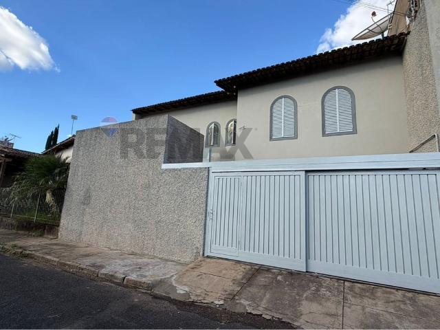 200.00 M² Casa Alugar, 4 Dormitórios localizado em Rua Joaquim Antônio Dutra, 735 Proximo Rua Uberaba Centro, Araxá, Minas Gerais, 38183004 | Brasil