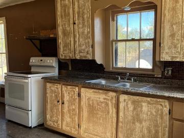 200 County Road 187, Comanche, TX 76442 | MLS #21102