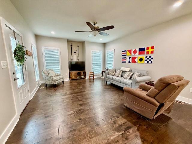 200 chval dr