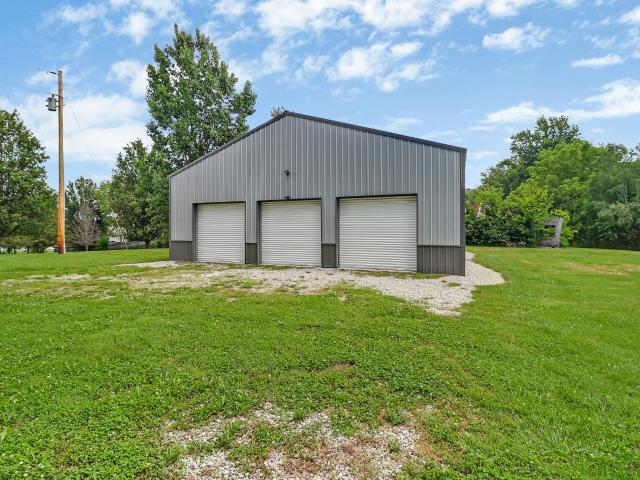 200 Acorn Hill Dr