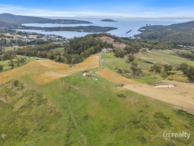 3 Hobby Farm Allotments starting at 17 Ha Elevated Water Views Across 6 Titles 2min to Nubeena From $350K!