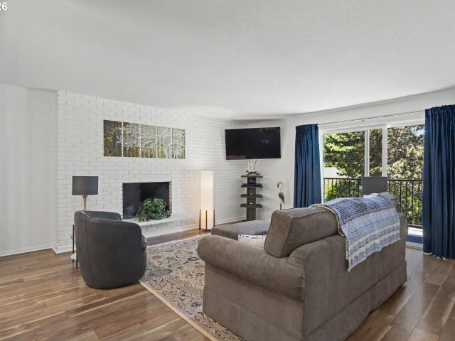 200 burnham rd # 306