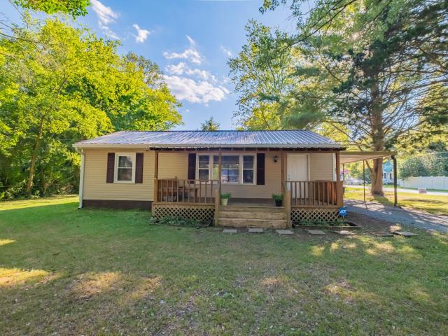 200 Gentry St