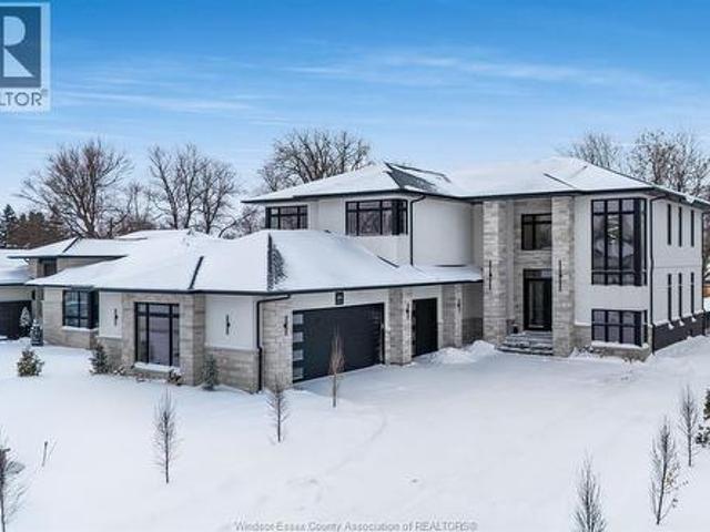 200 Grandview Avenue, Kingsville, ON, N9Y 0C7 house for sale | Listing ID 26001 | Royal LePage
