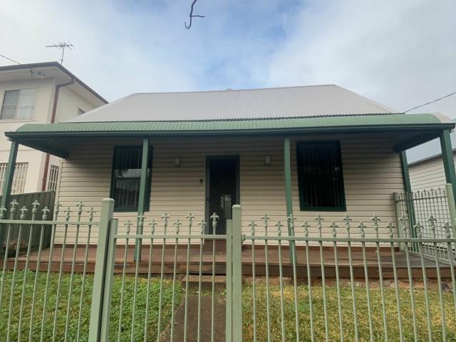 200 derby street, penrith nsw for rent lj hooker