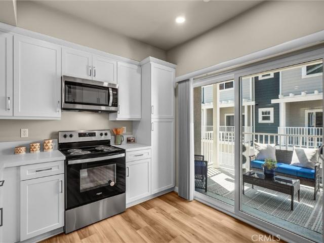 200 E 14th Street 8