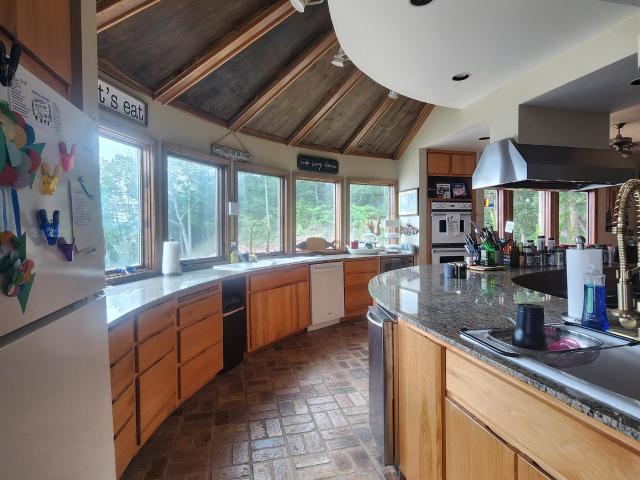 200 eagle view ln