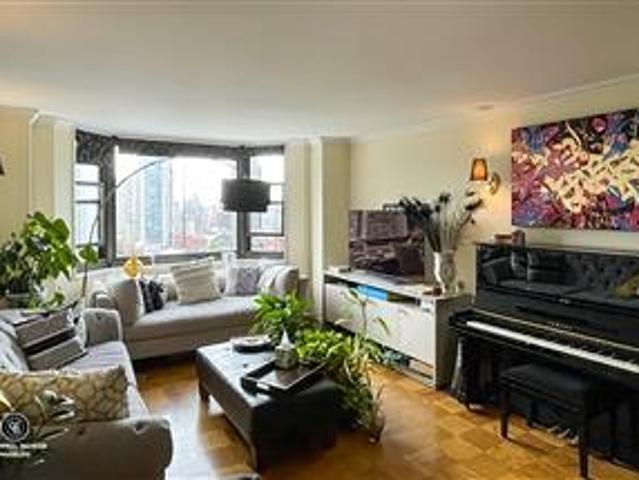 200 East 90th Street, New York, NY
