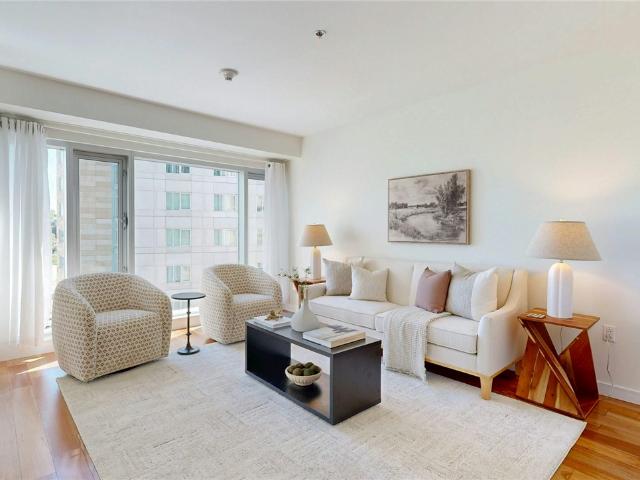 200 Exchange Street 1114