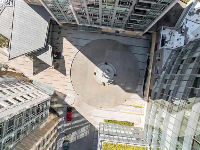 200 Exchange Street 814