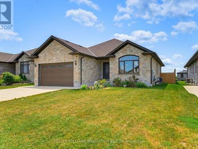 200 Krotz Street W, North Perth, ON, N4W 0E1 house for sale | Listing ID X13603 | Royal LePage