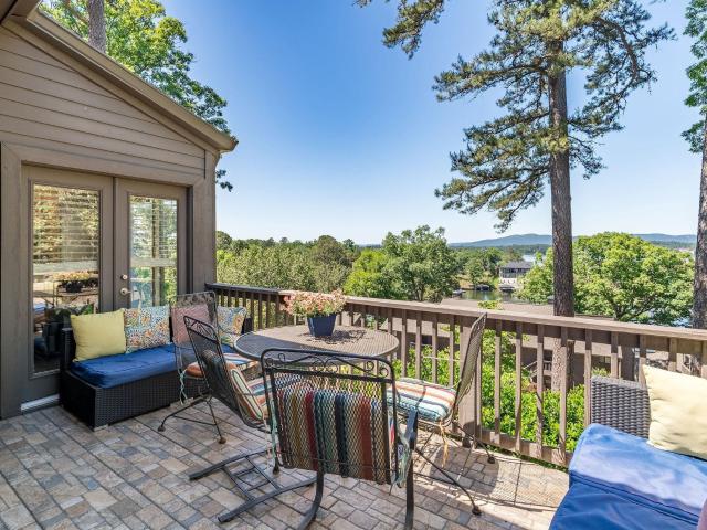 200 Hamilton Oaks Drive # H2