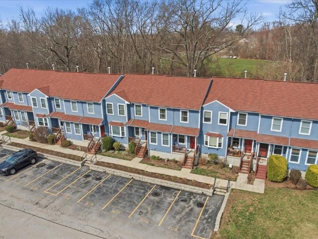 200 Heroux Boulevard 205