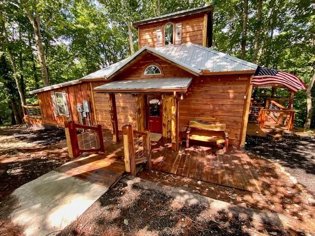 200 Jennifer Ln