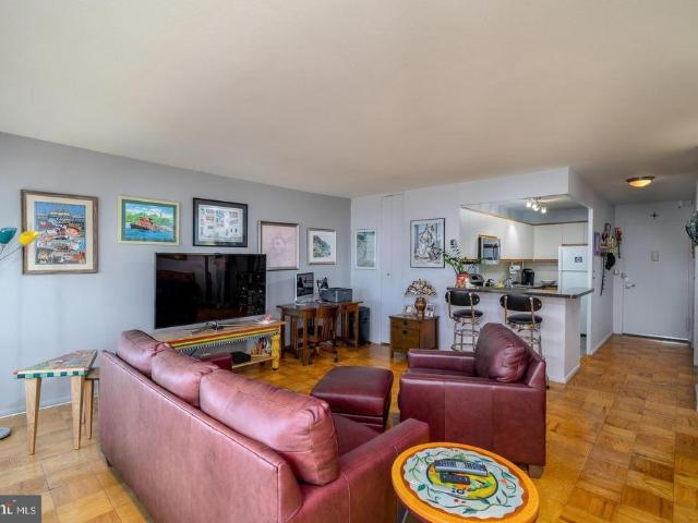 200 Locust Street # 23FN