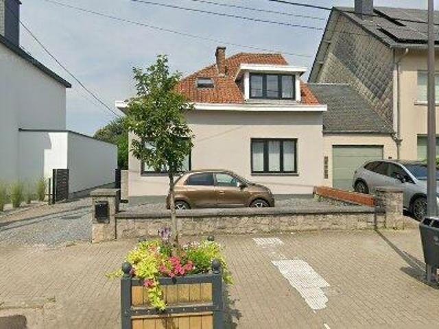200 m2 apartment for rent in Namen