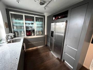200 m² Eigentümerwohnung + 3 Mieteinheiten, Garage, Wintergarten uvm