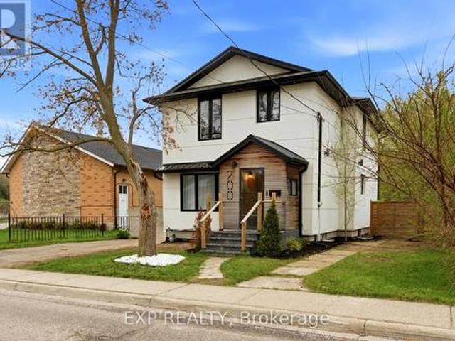 200 Madison Avenue S, Kitchener, ON, N2G 3M8 house for sale | Listing ID X13090 | Royal LePage