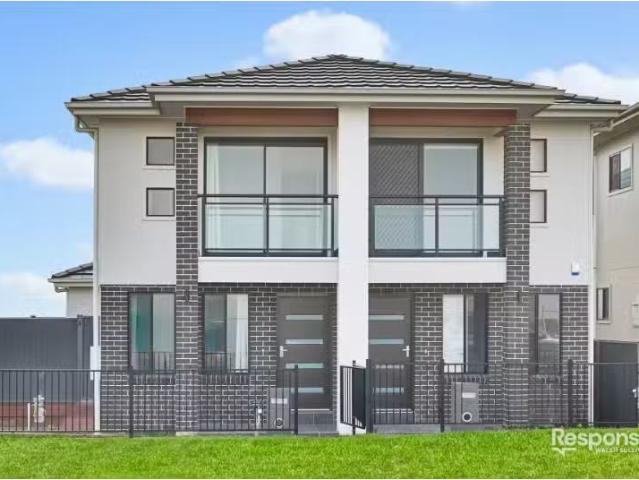200 Mason Road, Box Hill Townhouse for rent Listed by Robert.
