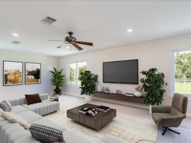 200 S Prairie Ln