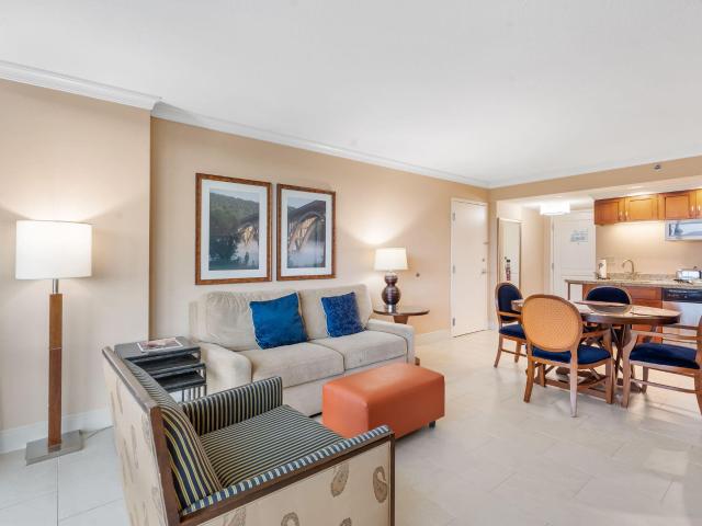 200 S Sycamore Street # 930