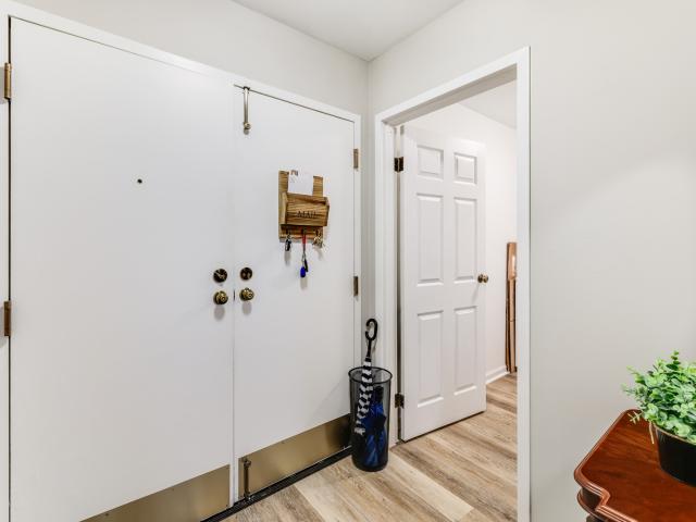 200 Sanders Ferry Rd # 2210