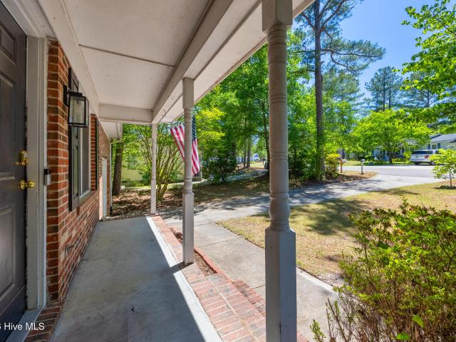 200 Sandhills Circle