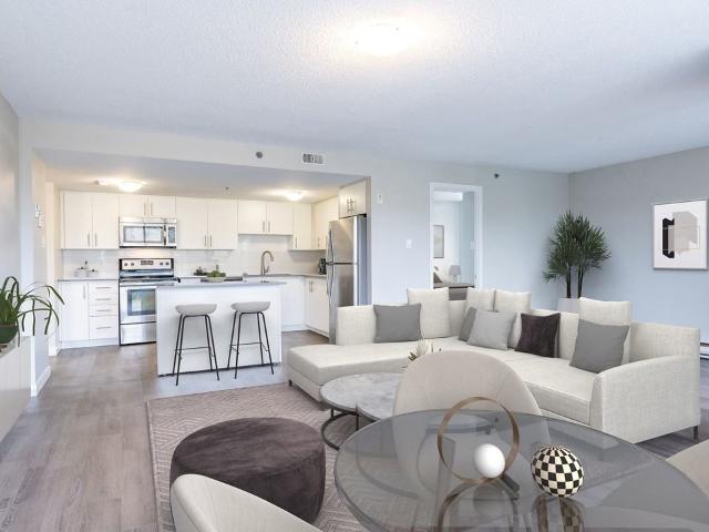 200 Shakespeare Drive 2 Bedroom Apartment for Rent at 200 Shakespeare Dr, Waterloo, ON N2L 6C1 Beechwood