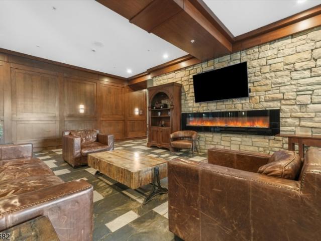 200 State Rt 94 Unit 301