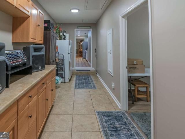 200 Sullivan Circle