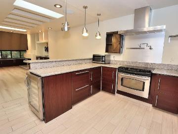200 P St, Unit B36, Sacramento, CA 95814 | MLS #226041