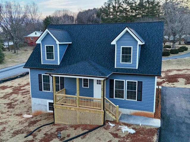 200 Robinhood Rd, Staunton, VA 24401 | MLS #673760