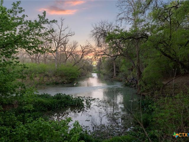 200 Redbird Ln, Kingsbury, TX 78638 | MLS #608745
