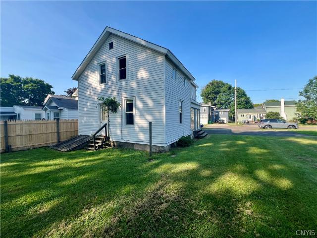 200 W 6th Street