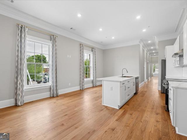 200 W Washington St, Unit C