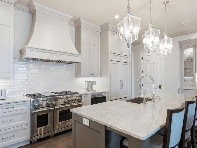 200 W Wisconsin Ave, Unit 202